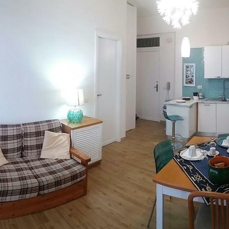Gabbiano Azzurro Flat Chianalea Apartment Шила Екстериор снимка