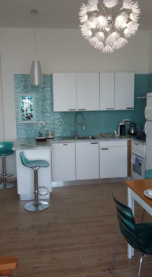 Gabbiano Azzurro Flat Chianalea Apartment Шила Екстериор снимка
